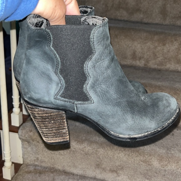 Betsey Johnson mini black suede boots with 3” heels. No Size listed. - Picture 4 of 5